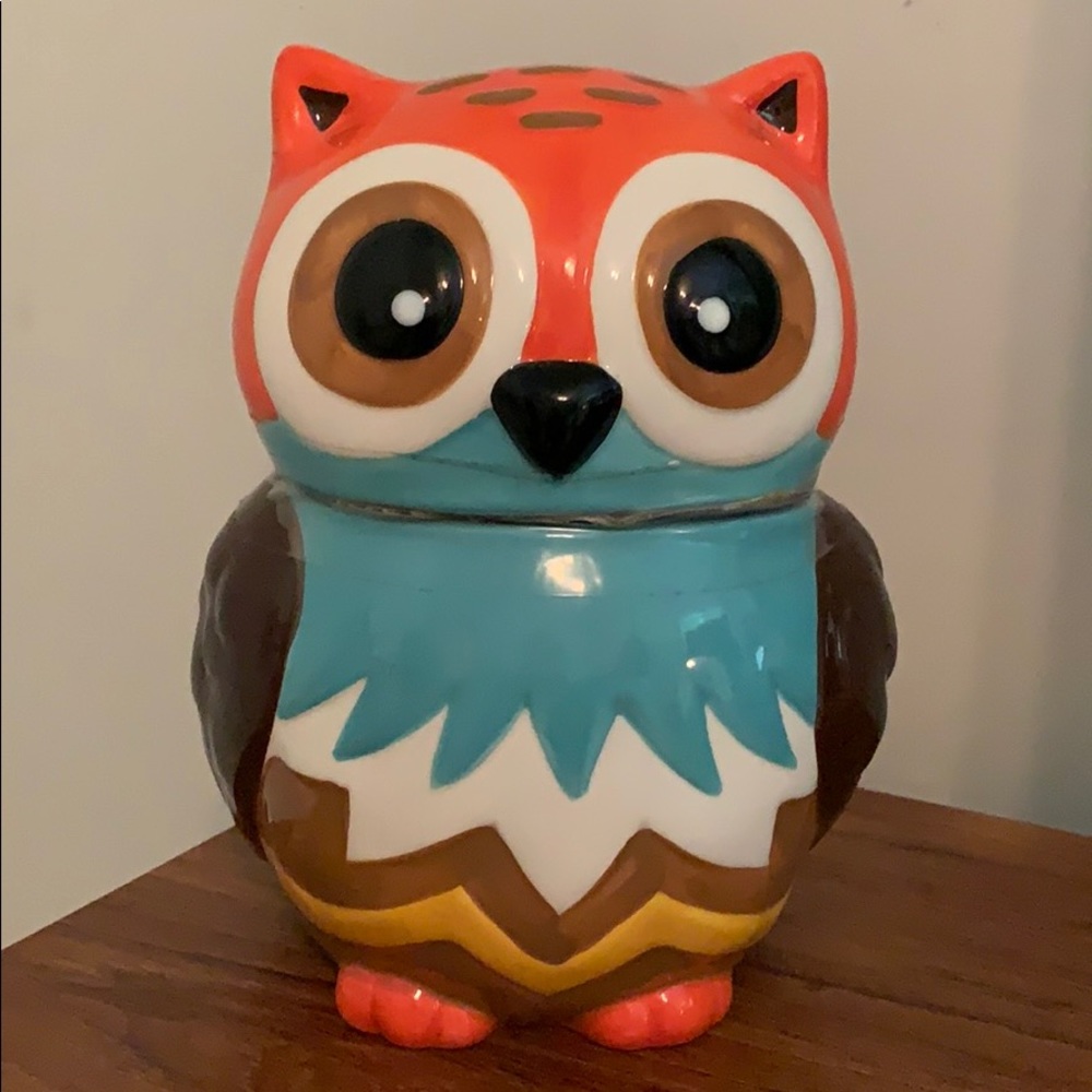 Ceramic owl cookie jar
